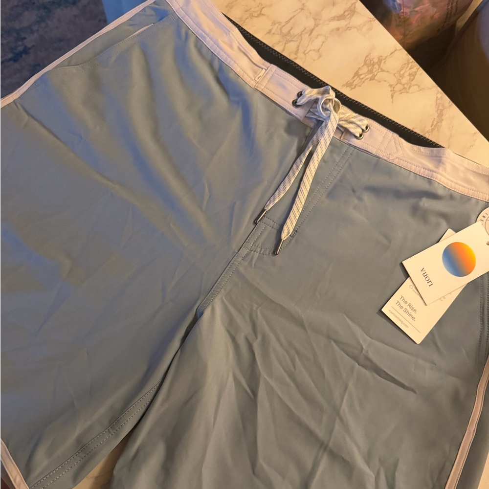 Vuori Men's Sky Blue Board Shorts